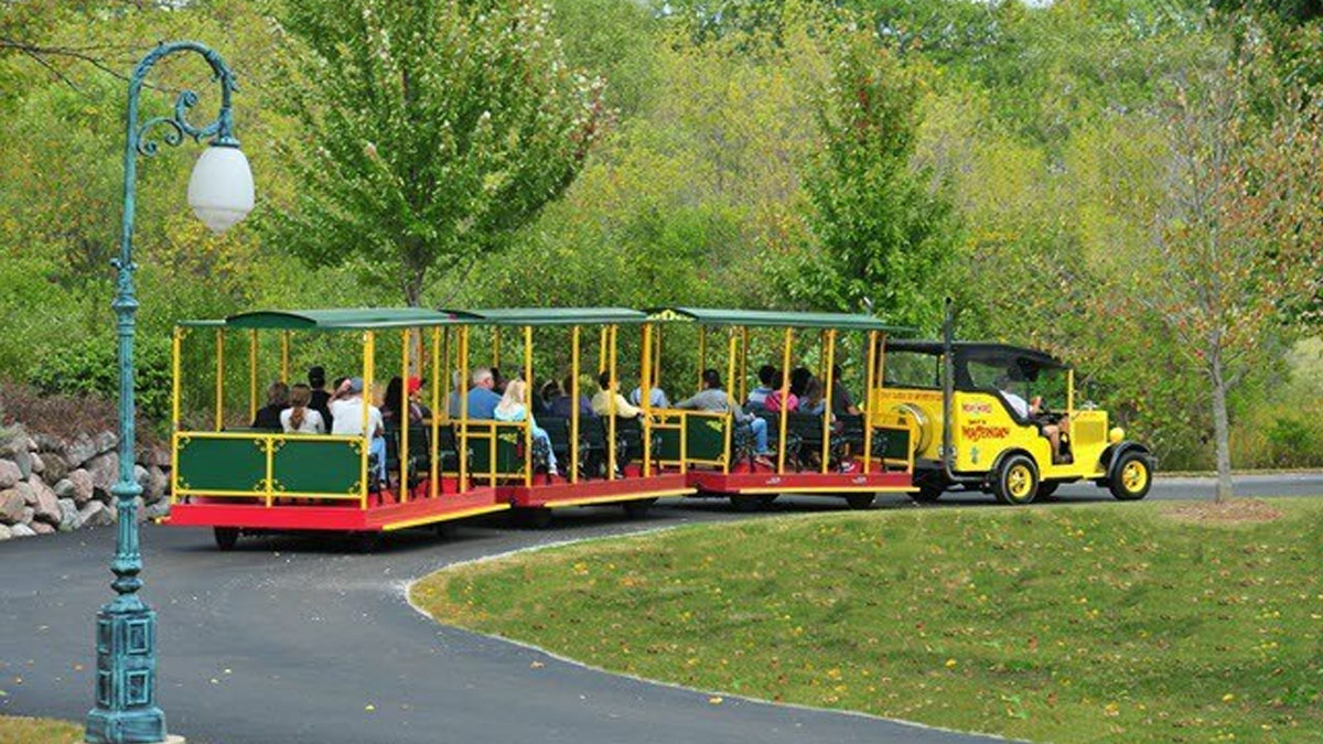 Paranormal Train Tours at the Volo Museum